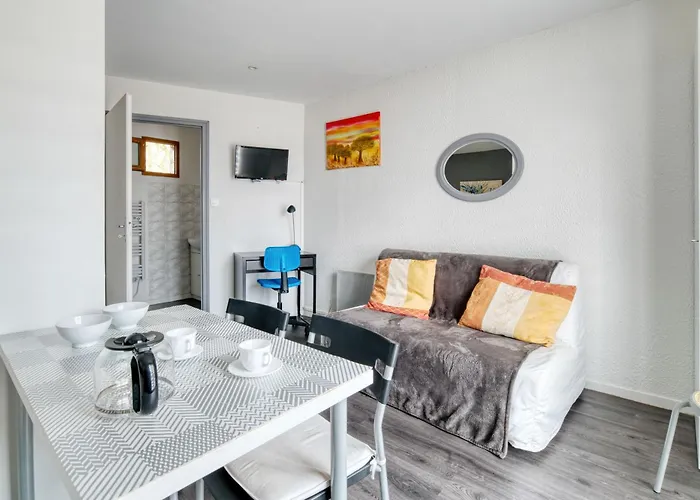 アパート Le Laurier *